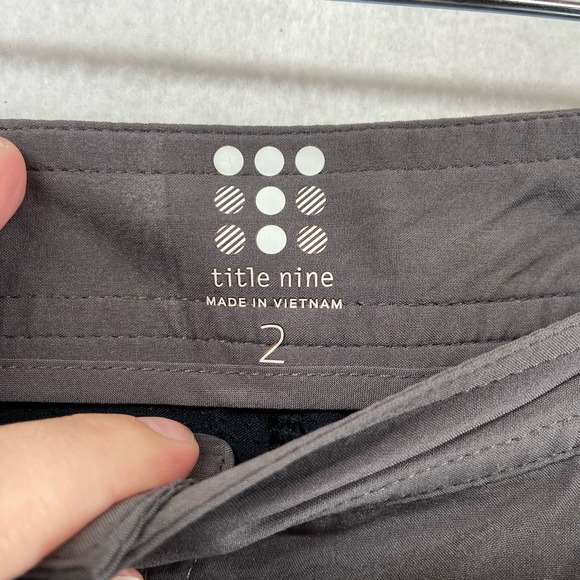 Title Nine Nimblene Skirt Skort Size 2 Gray - Picture 2 of 9